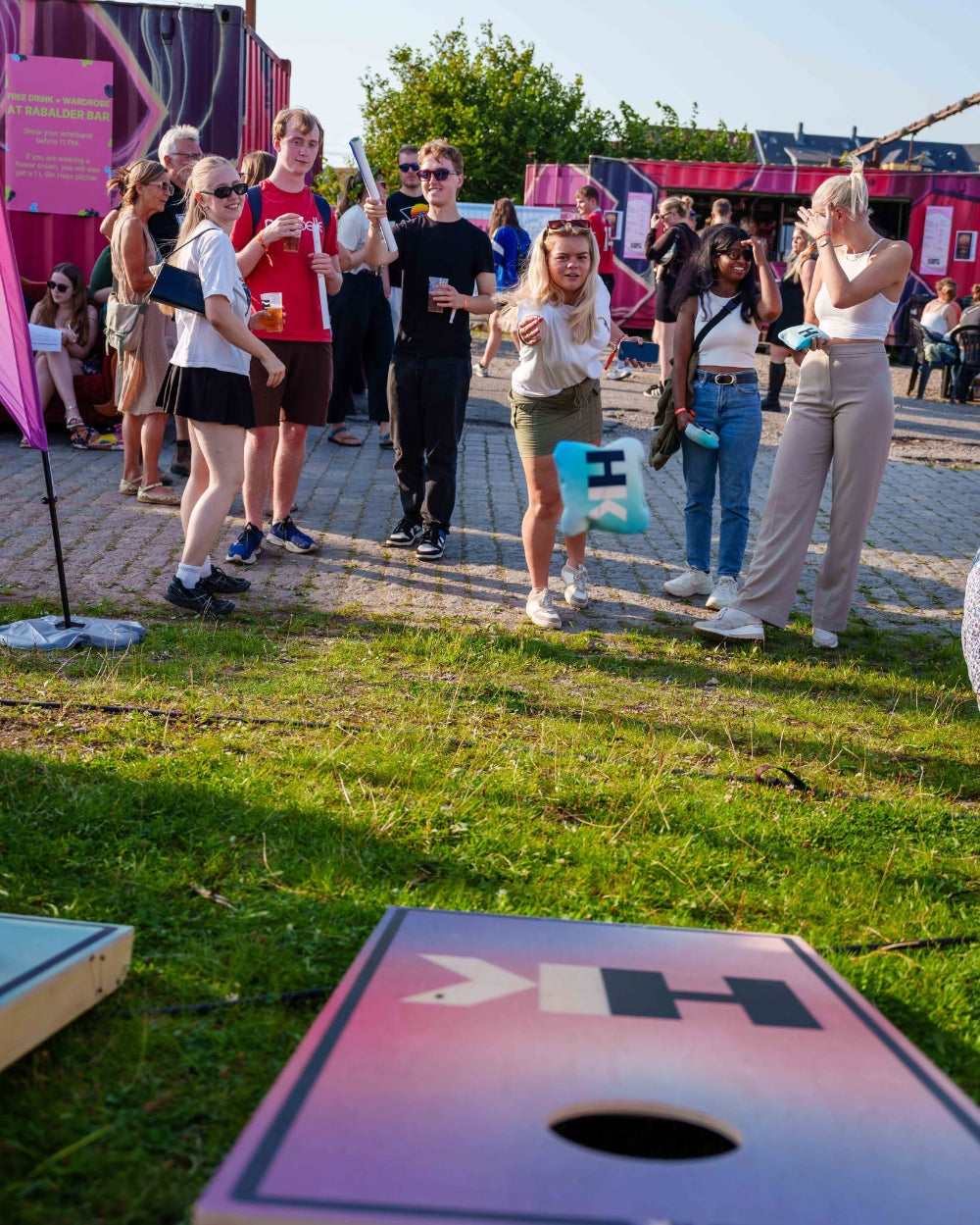 Zestaw do gry w cornhole 90x60 cm – zaprojektuj swoją idealną grę